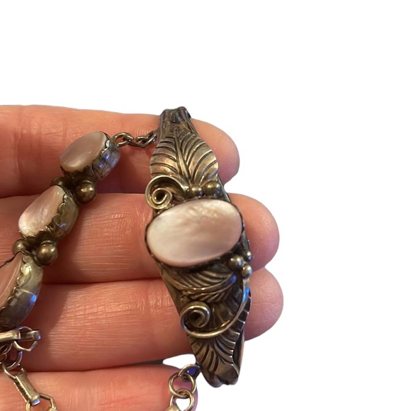 Vintage 1960s Sterling Silver Navajo marked MOP Squash Blossom slave Bracelet - Picture 8 of 16
